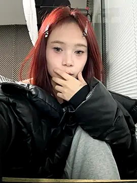 Snapshot of YY-27 chatting on November 2025 04:44:01 PM YY-27 online show from November 2025 04:44:01 PM