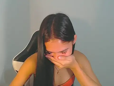 hugecock petite online show from November 2025 05:24:01 PM