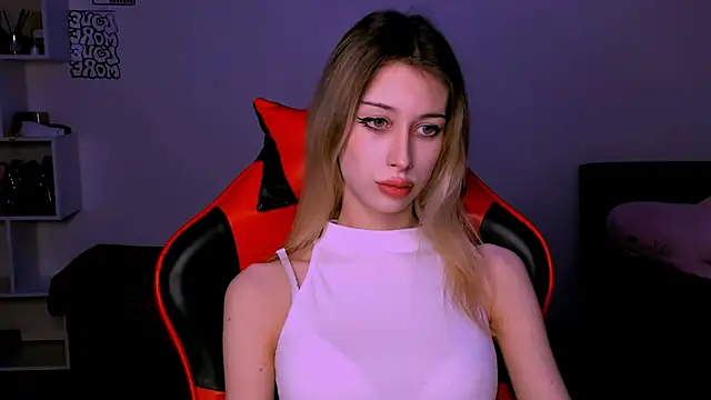 Snapshot of Lori_lolii chatting on October 2025 05:59:01 PM Lori lolii online show from October 2025 05:59:01 PM