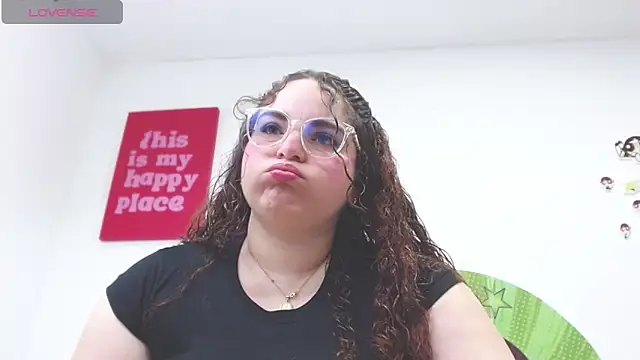 AmandaaWats online show from April 2026 11:14:02 PM