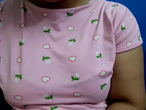 tamilqueenbaby online show from October 2025 12:00:01 AM