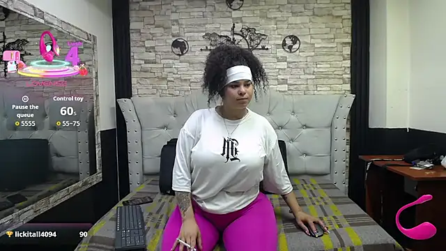 Snapshot of katalella_22hot chatting on October 2025 04:02:02 AM katalella 22hot online show from October 2025 04:02:02 AM