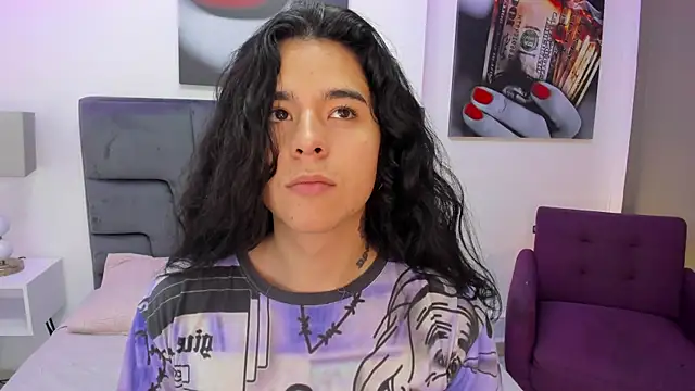 Angel Dustts online show from November 2025 07:26:01 PM