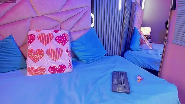 Salome Duque online show from October 2025 11:44:02 AM