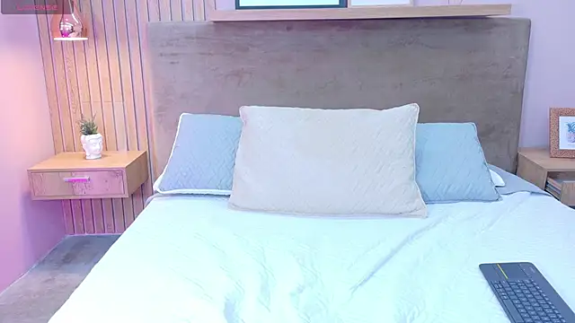 cielo rivera online show from October 2025 02:07:01 PM