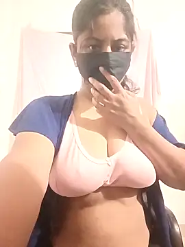 Shazfairy online show from October 2025 09:22:01 PM