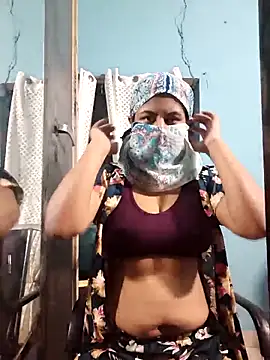 Shazfairy online show from April 2026 08:17:01 PM