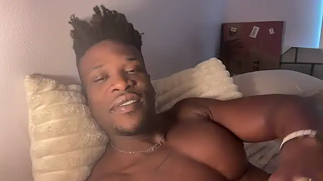 MrDaddyBlackNi9e online show from November 2025 01:10:01 PM