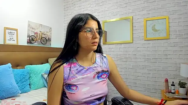 Snapshot of Julieta_Rose19 chatting on August 2026 08:11:02 PM Julieta Rose19 online show from August 2026 08:11:02 PM