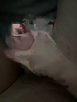 Snapshot of 20yearsoldhere chatting on February 2026 12:37:02 PM 20yearsoldhere online show from February 2026 12:37:02 PM