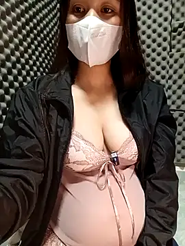 Snapshot of Pipi23_ chatting on November 2025 03:04:01 PM Pipi23 online show from November 2025 03:04:01 PM