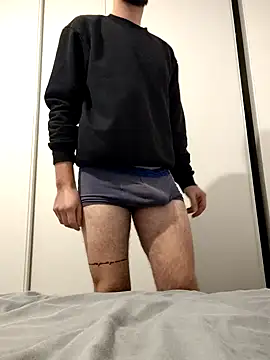 Snapshot of AD_Vu chatting on November 2025 08:03:01 AM AD Vu online show from November 2025 08:03:01 AM