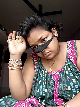 Deborbhavi222 online show from February 2026 02:12:02 AM