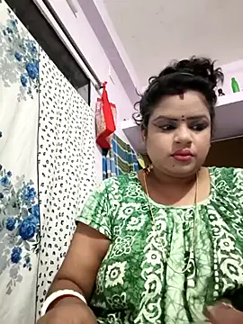 Deborbhavi222 online show from April 2026 04:55:02 PM