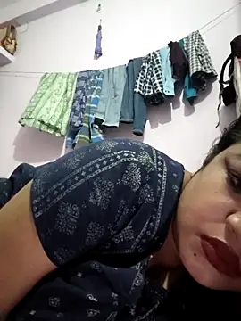 Snapshot of Deborbhavi222 chatting on April 2026 04:26:01 PM Deborbhavi222 online show from April 2026 04:26:01 PM