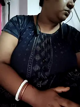 Snapshot of Deborbhavi222 chatting on May 2026 08:52:01 AM Deborbhavi222 online show from May 2026 08:52:01 AM