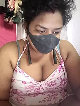 Snapshot of Deborbhavi222 chatting on May 2026 09:17:01 AM Deborbhavi222 online show from May 2026 09:17:01 AM