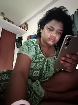 Snapshot of Deborbhavi222 chatting on May 2026 10:58:01 AM Deborbhavi222 online show from May 2026 10:58:01 AM