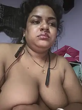 Snapshot of Deborbhavi222 chatting on June 2026 10:13:02 PM Deborbhavi222 online show from June 2026 10:13:02 PM