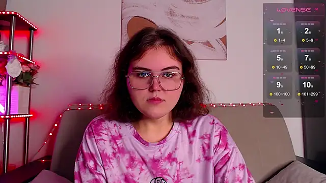  online show from December 2025 03:26:02 AM