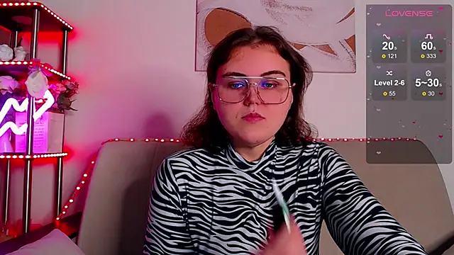  online show from December 2025 03:44:02 AM