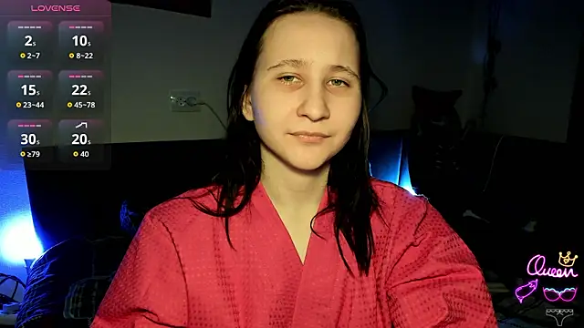 Snapshot of ChristinaFivePlus chatting on March 2026 03:29:01 PM ChristinaFivePlus online show from March 2026 03:29:01 PM