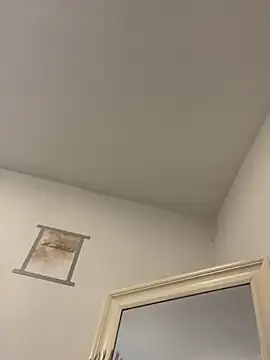 Snapshot of Alboo_ks32 chatting on October 2025 03:32:01 PM Alboo ks32 online show from October 2025 03:32:01 PM