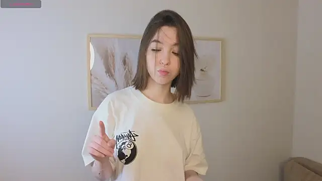 Snapshot of Veyaspace chatting on November 2025 01:10:02 PM Veyaspace online show from November 2025 01:10:02 PM