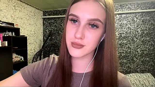 RanaBostel online show from October 2025 08:09:02 PM