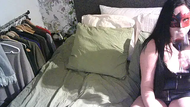 Snapshot of Heli2026 chatting on February 2026 05:56:01 PM Heli2026 online show from February 2026 05:56:01 PM