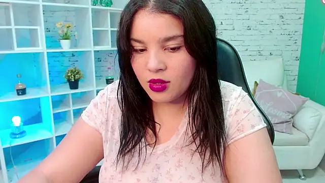 loaizalust online show from December 2025 08:49:02 PM