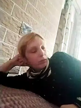 Snapshot of Ponka2011 chatting on October 2025 06:39:02 AM Ponka2011 online show from October 2025 06:39:02 AM