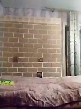 Snapshot of Ponka2011 chatting on November 2025 06:25:02 AM Ponka2011 online show from November 2025 06:25:02 AM