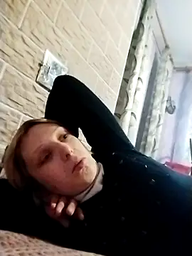 Snapshot of Ponka2011 chatting on November 2025 06:37:01 AM Ponka2011 online show from November 2025 06:37:01 AM