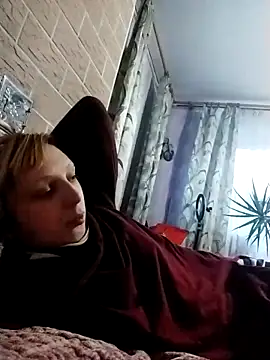 Snapshot of Ponka2011 chatting on November 2025 06:49:02 AM Ponka2011 online show from November 2025 06:49:02 AM