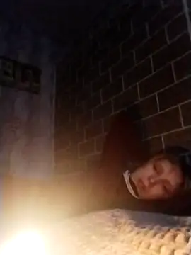 Snapshot of Ponka2011 chatting on December 2025 06:19:02 AM Ponka2011 online show from December 2025 06:19:02 AM