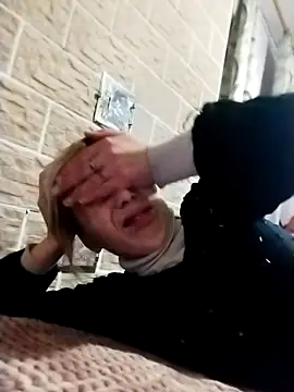 Snapshot of Ponka2011 chatting on December 2025 06:23:01 AM Ponka2011 online show from December 2025 06:23:01 AM