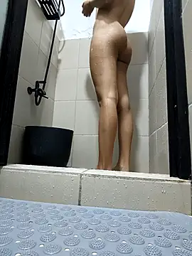 Snapshot of m011325 chatting on October 2025 06:02:01 PM m011325 online show from October 2025 06:02:01 PM