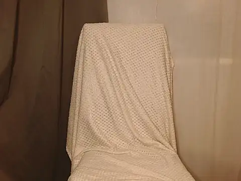 Mia28Mia online show from March 2026 10:26:01 PM