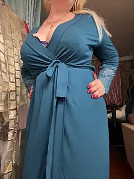 Sweet-blonde online show from February 2026 10:29:01 PM