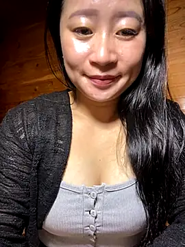 Snapshot of violet-00 chatting on November 2025 03:12:02 PM violet-00 online show from November 2025 03:12:02 PM