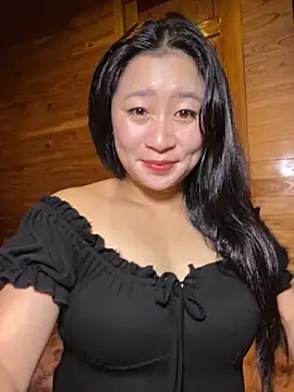 Snapshot of violet-00 chatting on November 2025 01:00:01 PM violet-00 online show from November 2025 01:00:01 PM