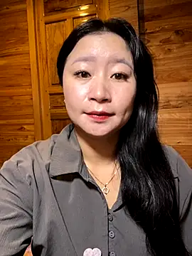 Snapshot of violet-00 chatting on November 2025 01:59:02 AM violet-00 online show from November 2025 01:59:02 AM