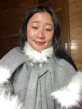 Snapshot of violet-00 chatting on November 2025 01:45:02 PM violet-00 online show from November 2025 01:45:02 PM