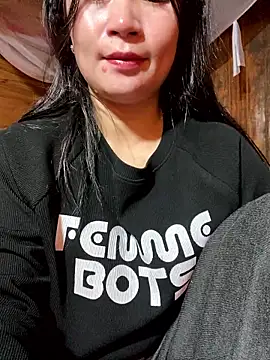 violet-00 online show from January 2026 03:56:02 AM