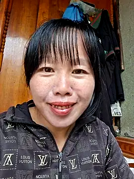 Snapshot of helenzz chatting on November 2025 04:55:02 AM helenzz online show from November 2025 04:55:02 AM