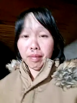 Snapshot of helenzz chatting on November 2025 12:56:02 AM helenzz online show from November 2025 12:56:02 AM