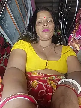 reya743 online show from November 2025 04:40:01 PM