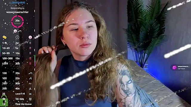 Snapshot of Elsie_Cutties chatting on January 2026 01:10:02 AM Elsie Cutties online show from January 2026 01:10:02 AM