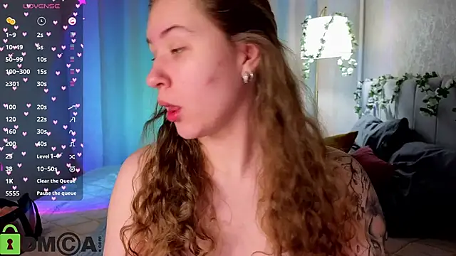 Snapshot of Elsie_Cutties chatting on February 2026 01:06:02 AM Elsie Cutties online show from February 2026 01:06:02 AM